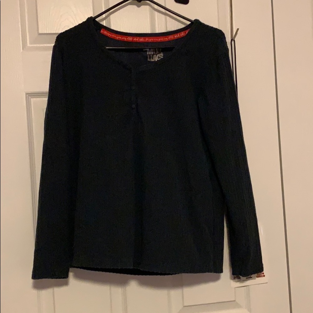 Black/navy blue pj shirt